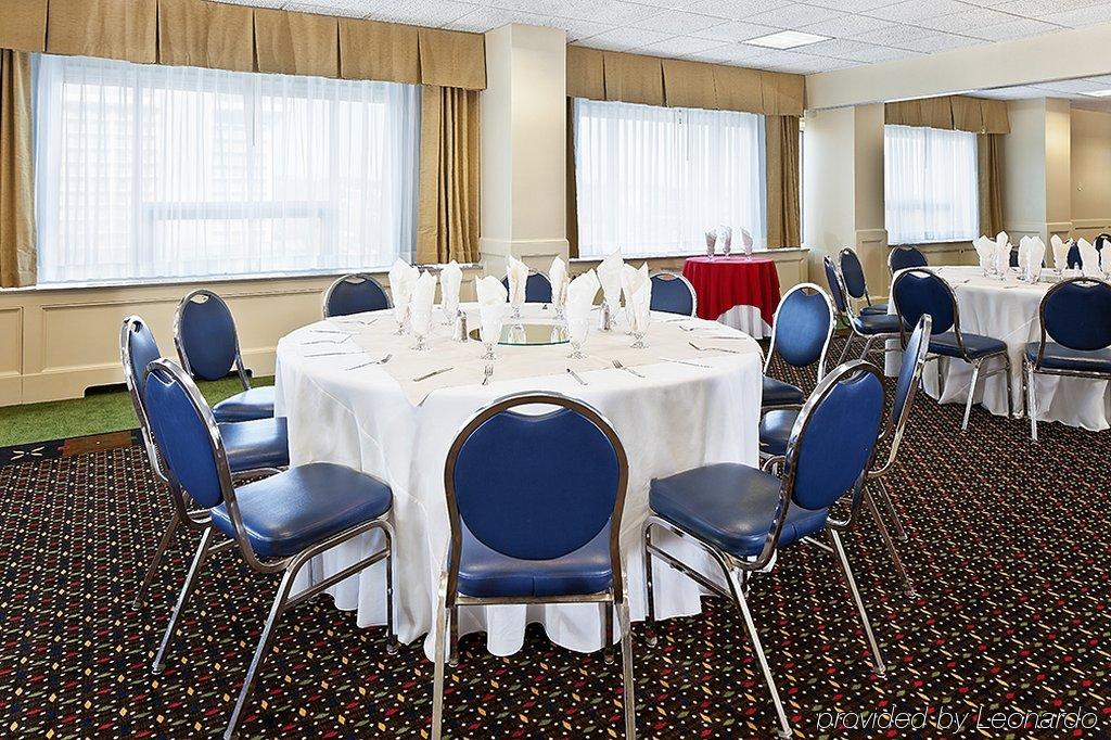 Holiday Inn Rosslyn At Key Bridge Арлингтън Екстериор снимка