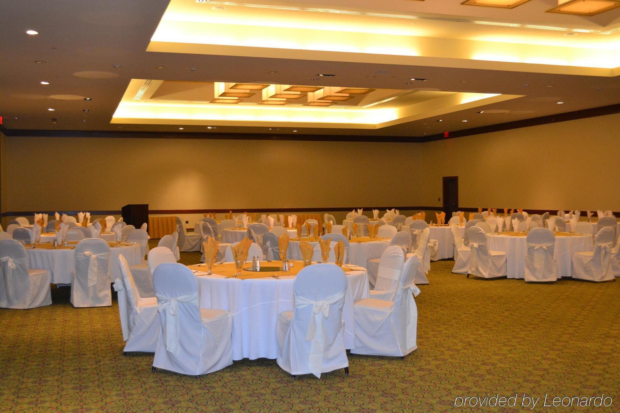 Holiday Inn Rosslyn At Key Bridge Арлингтън Екстериор снимка