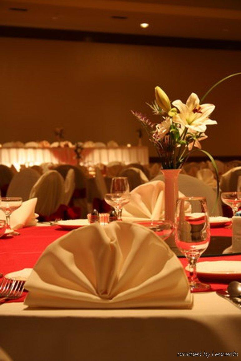 Holiday Inn Rosslyn At Key Bridge Арлингтън Екстериор снимка