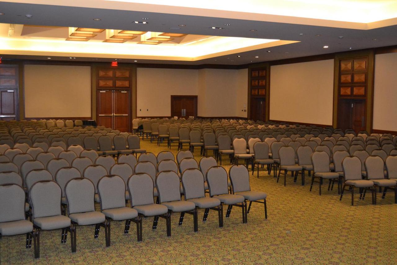 Holiday Inn Rosslyn At Key Bridge Арлингтън Екстериор снимка